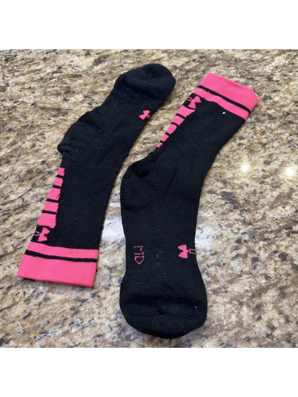 Under Armour Men's Black and Pink Sock